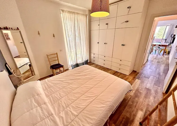 Malu Apartment, Wifi, Private Parking And Garden In Centre Sirolo