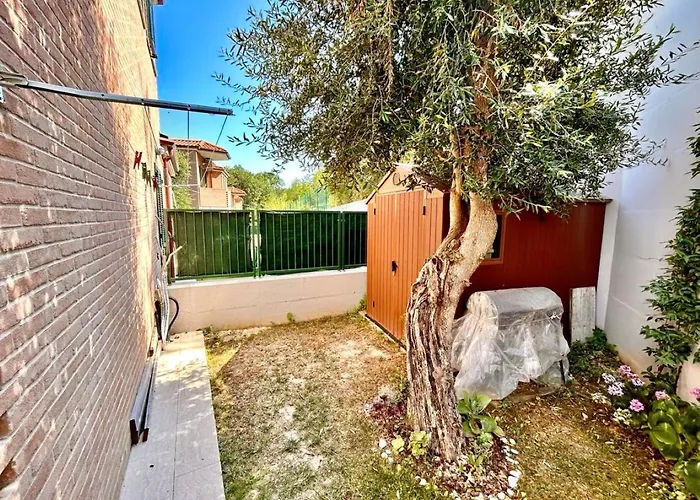 Malu Apartment, Wifi, Private Parking And Garden In Centre *